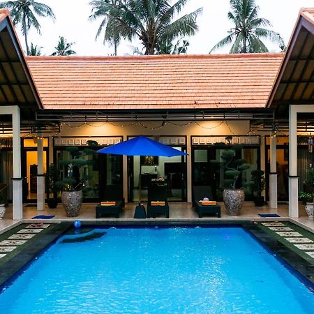 Mias Jungle House Hotel โลวินา ภายนอก รูปภาพ