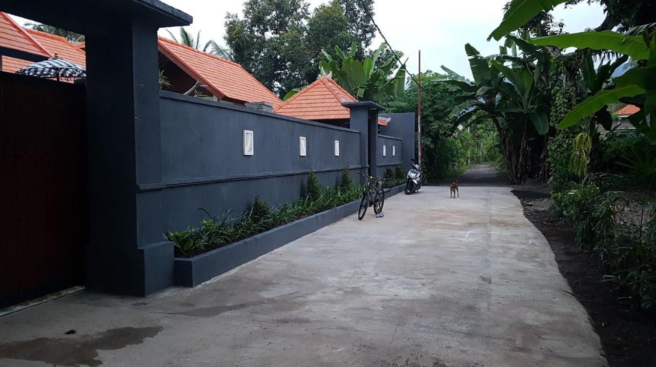 Mias Jungle House Hotel โลวินา ภายนอก รูปภาพ