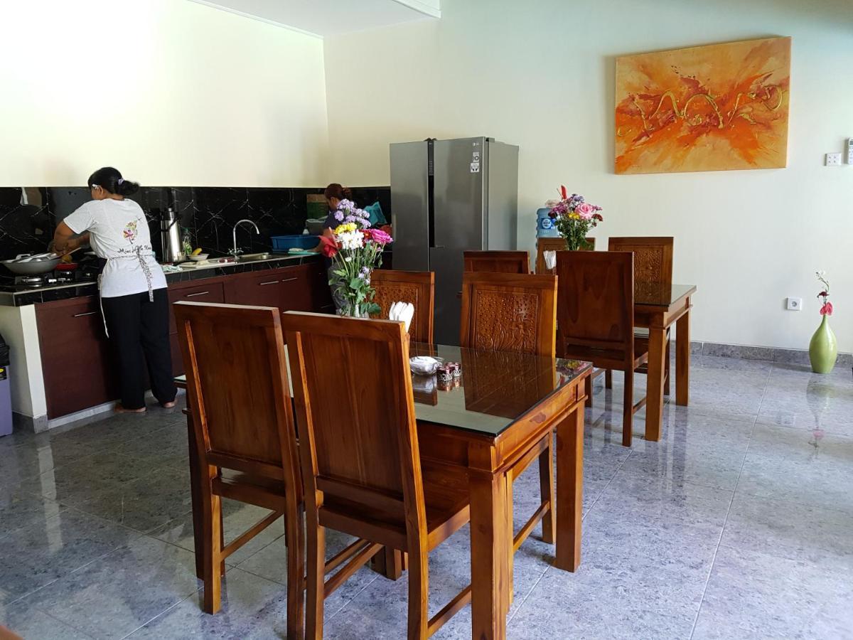Mias Jungle House Hotel โลวินา ภายนอก รูปภาพ