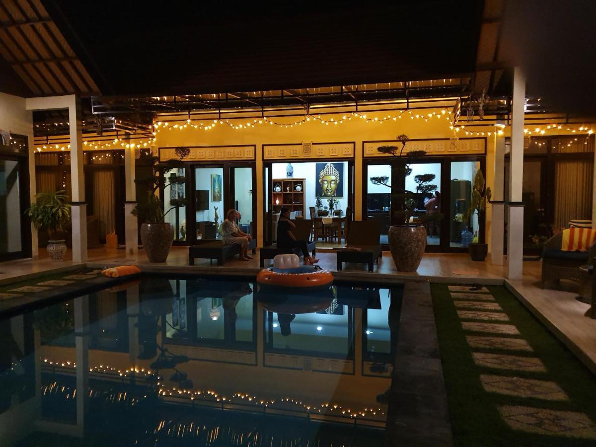Mias Jungle House Hotel โลวินา ภายนอก รูปภาพ