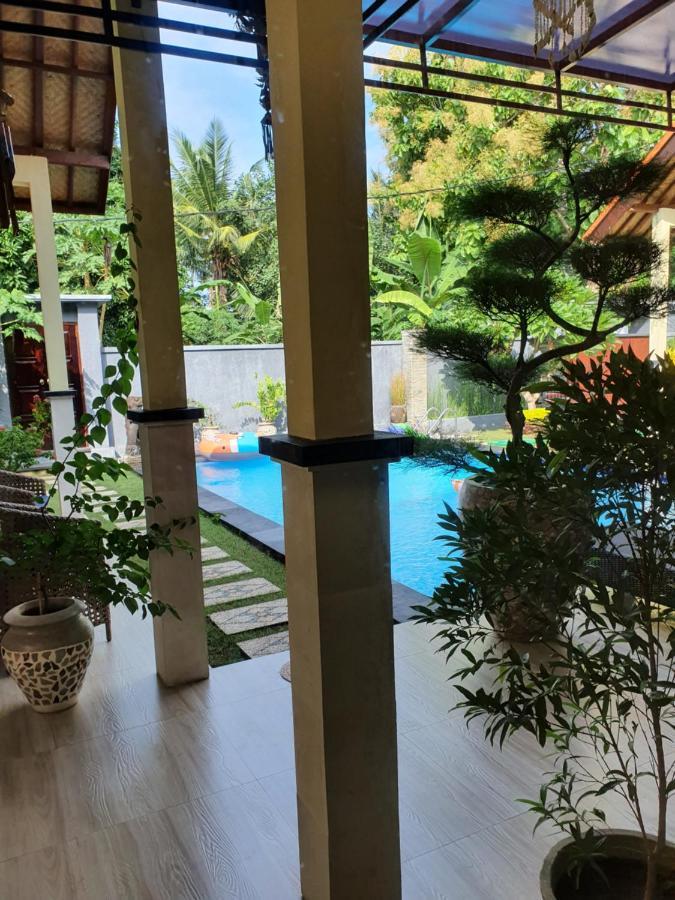 Mias Jungle House Hotel โลวินา ภายนอก รูปภาพ